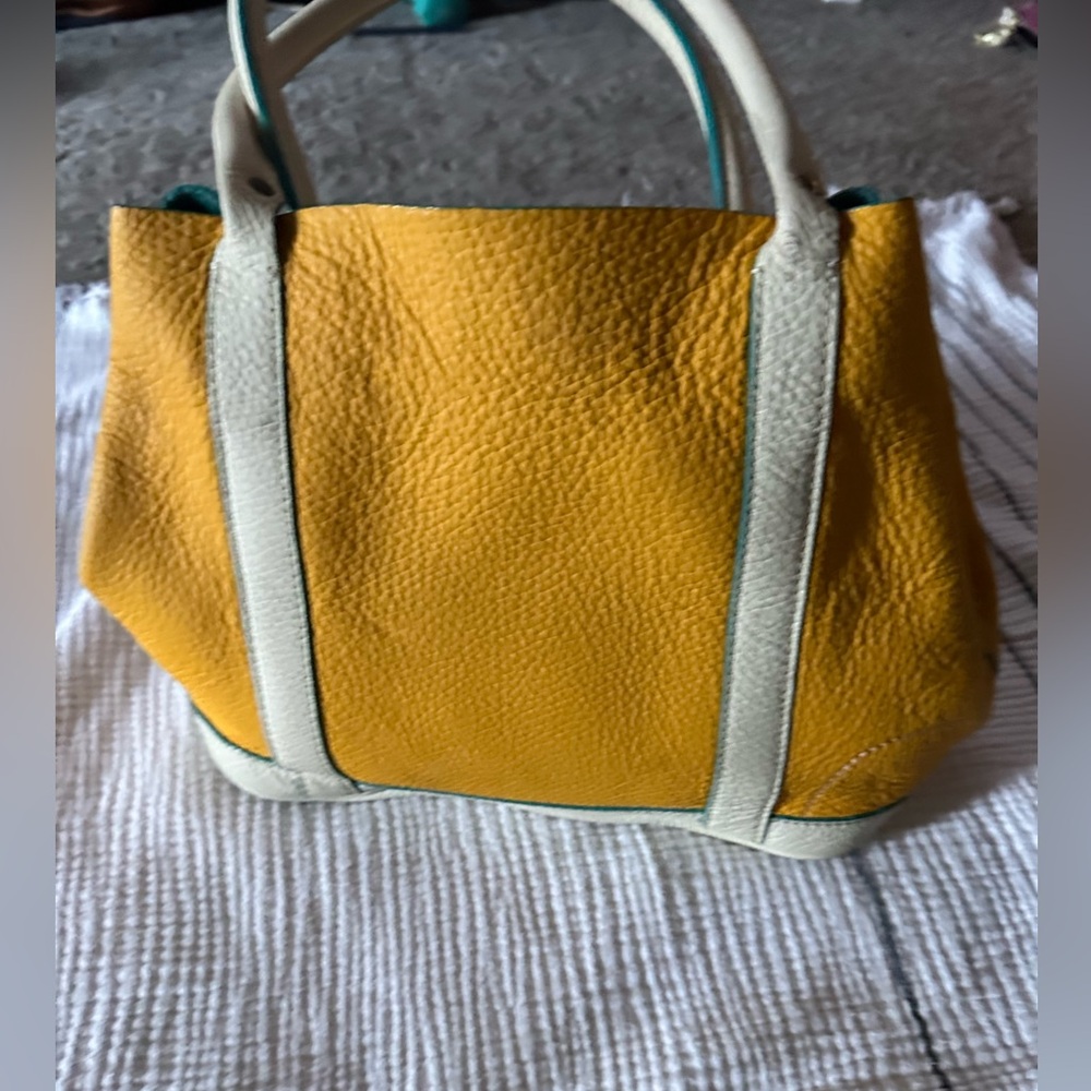 Small leather tote. - Picture 2 of 10